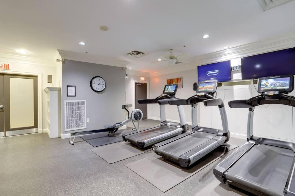 Gorgeous 1 Bedroom Condo At Ballston Place With Gym Arlington Extérieur photo